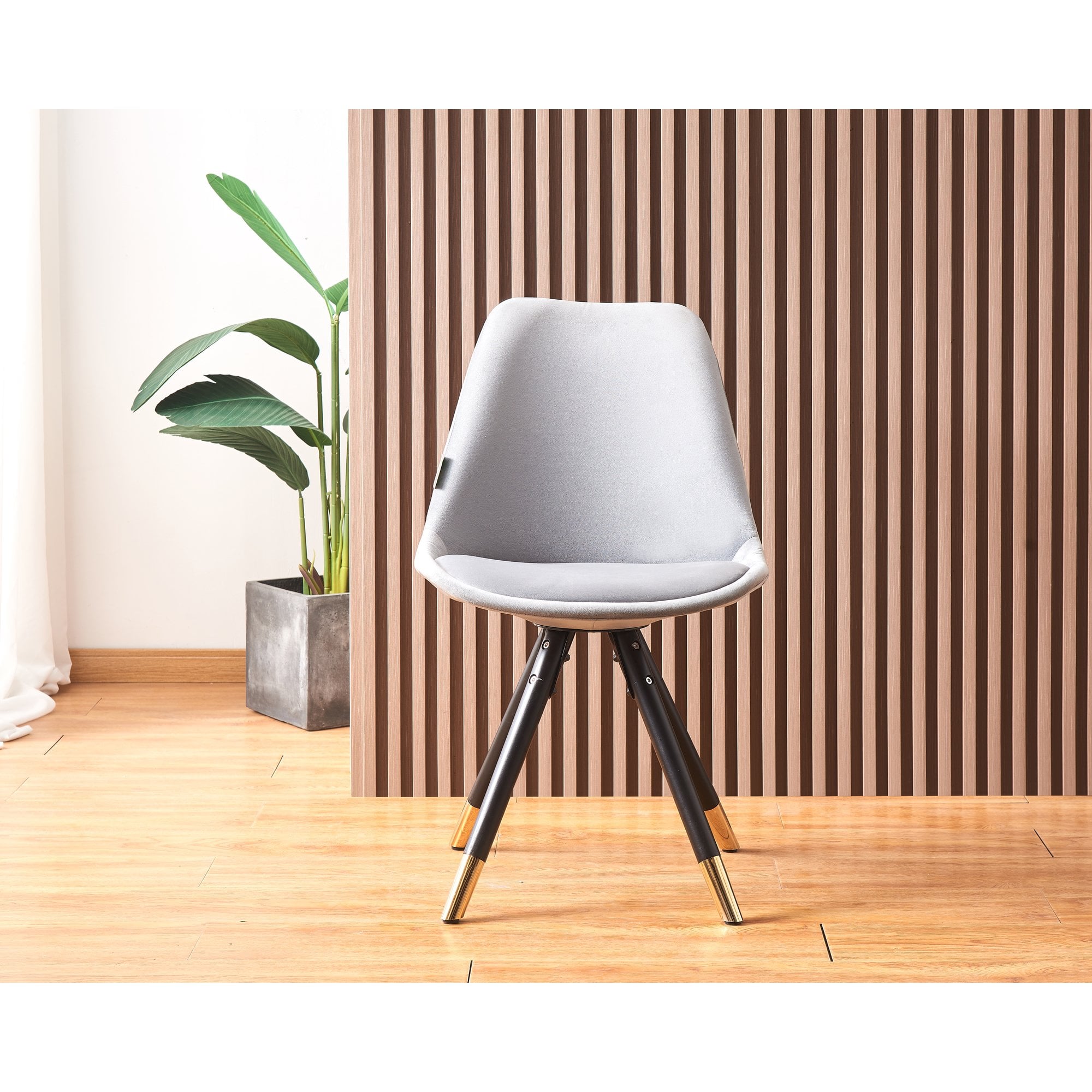 Sofia Velvet Dining Chair with Metal Legs - Retro Scandinavian Style