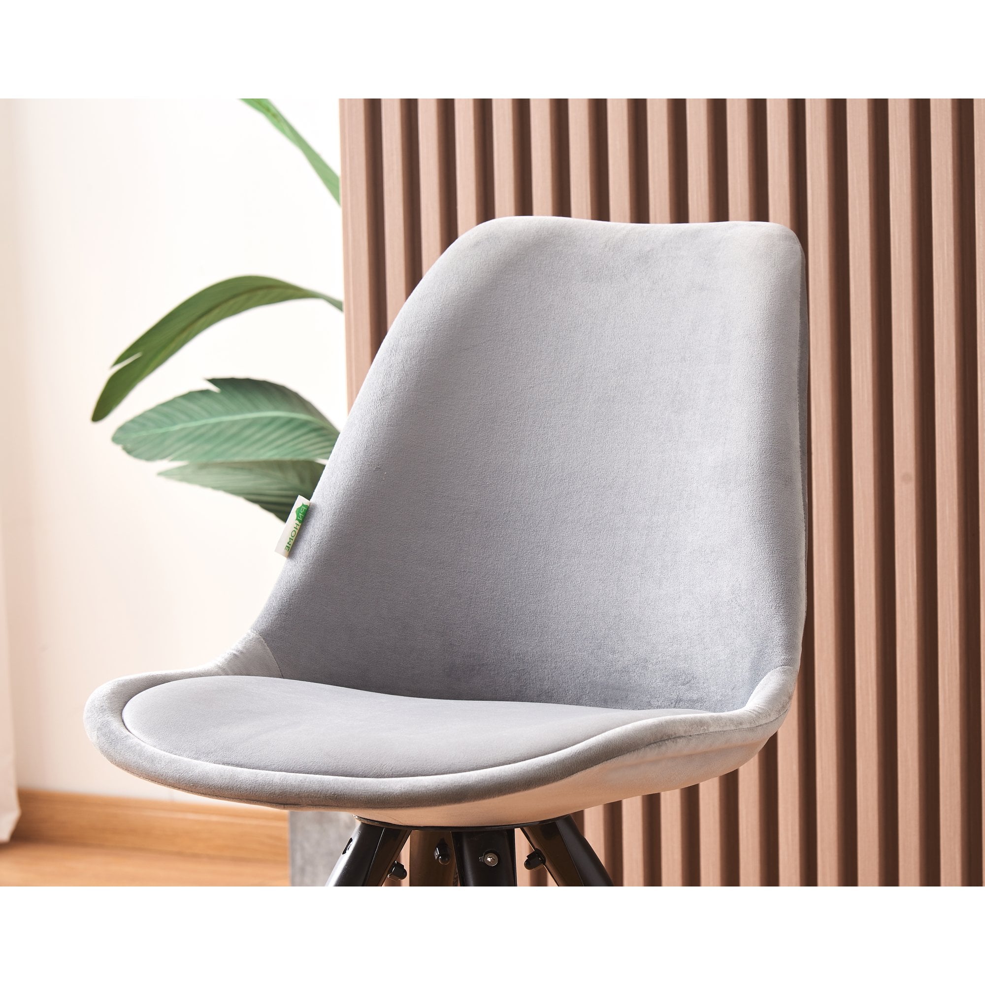 Sofia Velvet Dining Chair with Metal Legs - Retro Scandinavian Style