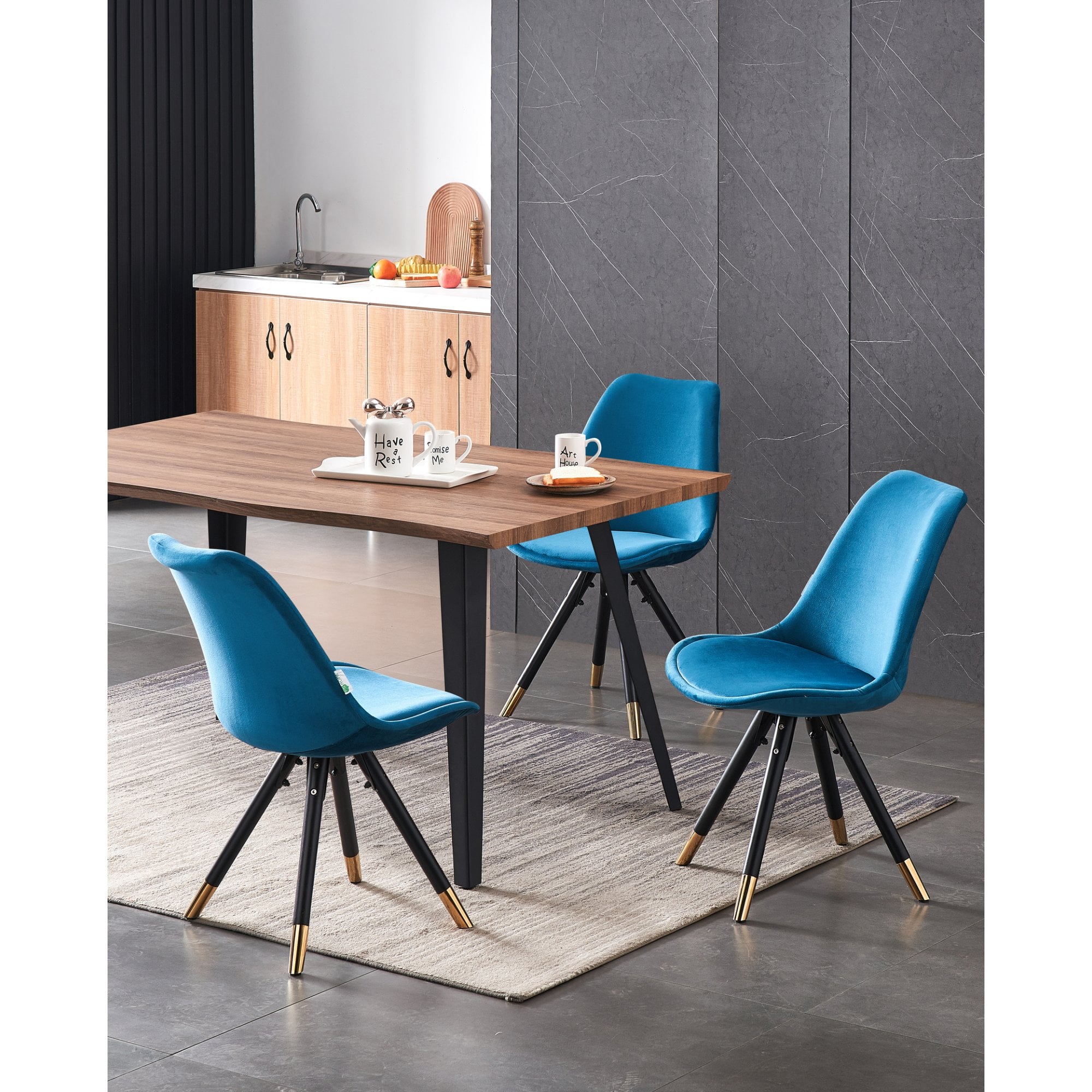 Sofia Rocco Dining Set