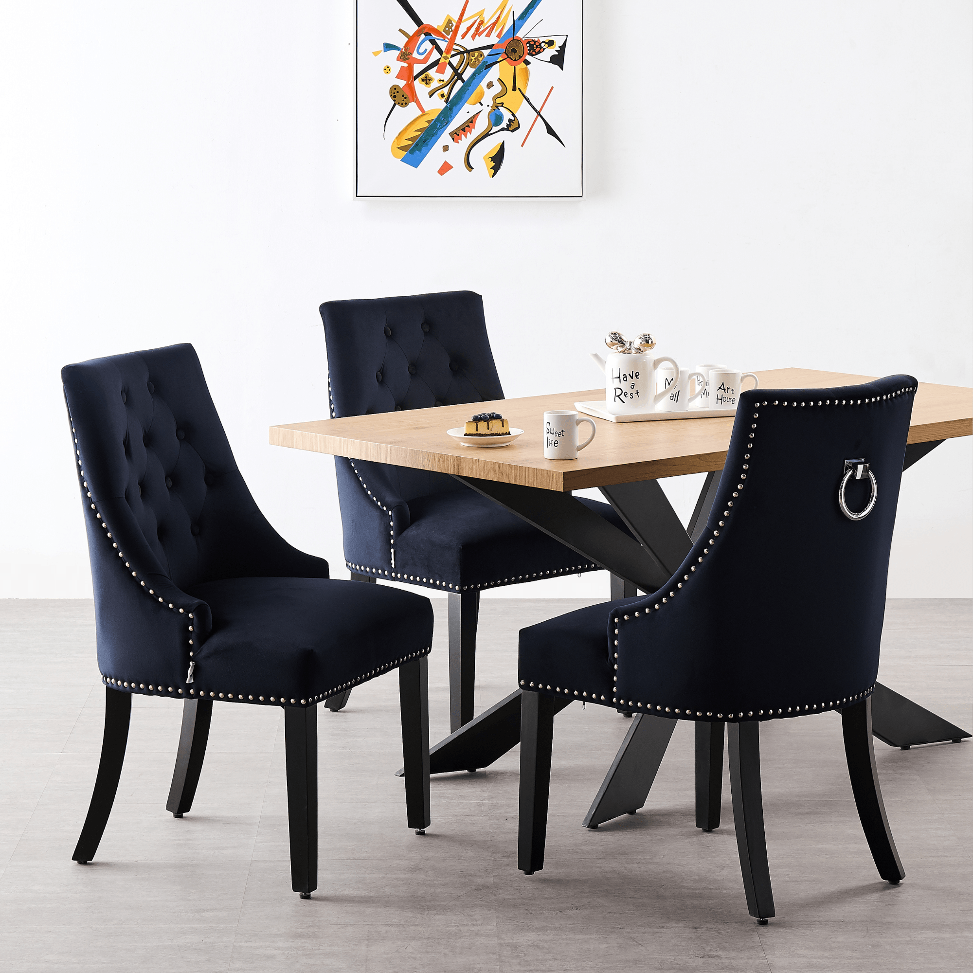 Windsor Duke Lux Dining Set - An Oak Table with Set of 4 Dining Chairs