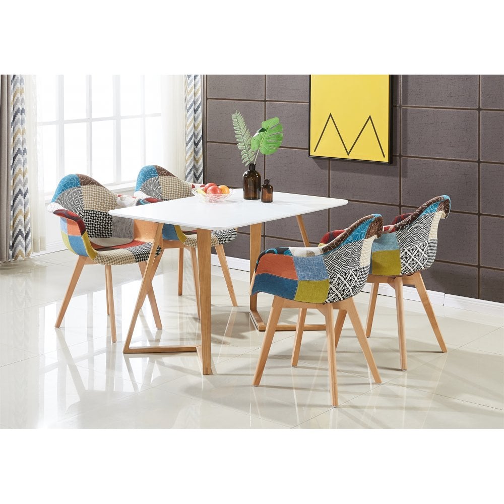 Patchwork Dallas Dining Set for 4 - a Wooden Dining Table & Set of 4 Pacthwork Tub Dining Chairs with Armrests - Scandinavian Design